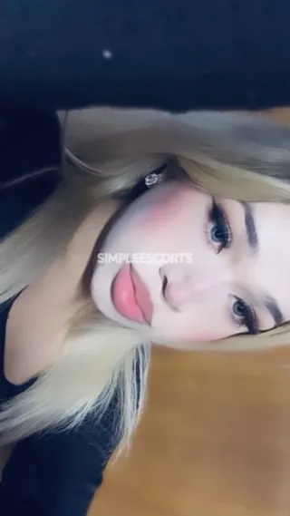 1 - Leslie Escorts Torreón - 8721094747